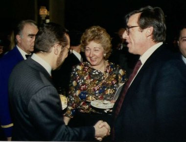 Πέθανε η Αγγέλα Κοκκόλα- Συνεργάτης του Α. Παπανδέρου και ευρωβουλευτής